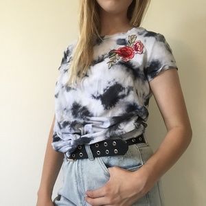 ☆rose-embroidered shirt ☆